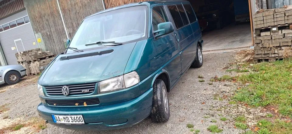 Volkswagen T4 Caravelle