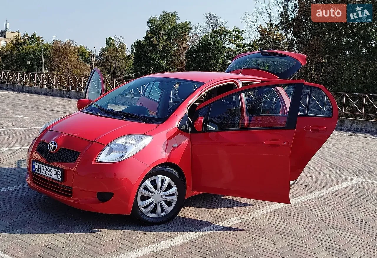 Toyota Yaris 2008 photo 2