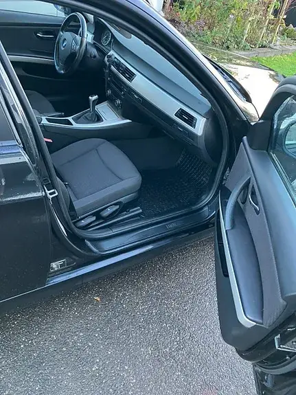 BMW 316D 2012 photo 3