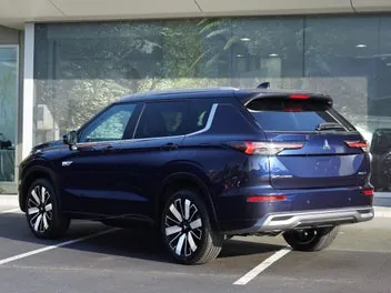 Mitsubishi Outlander 2026 photo 3