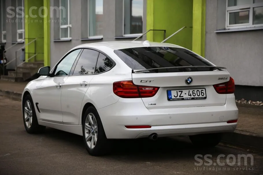 BMW 320 2015 photo 5