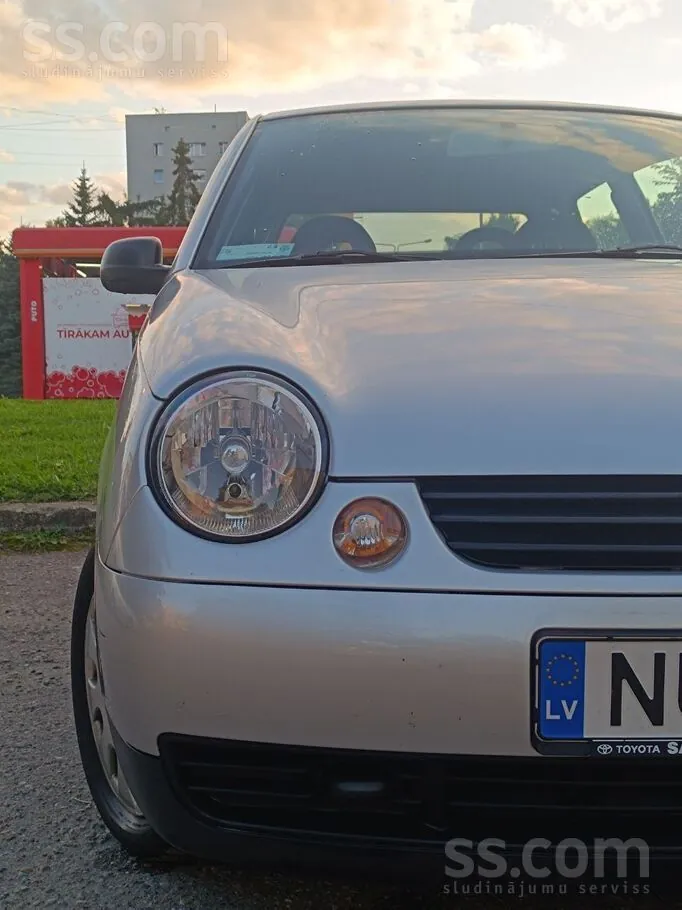 Volkswagen Lupo 2003 photo 2