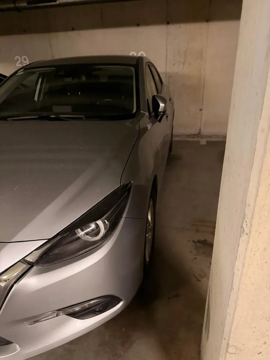 Mazda Mazda3 2018 photo 3