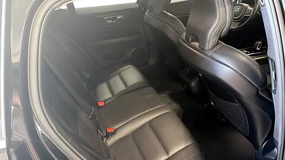 Volvo V60 2022 photo 5