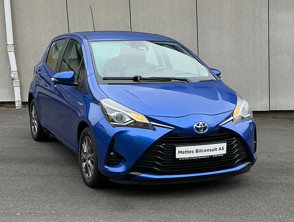 Toyota Yaris 2017 photo 3