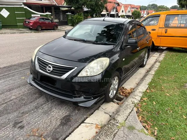 Nissan Almera
