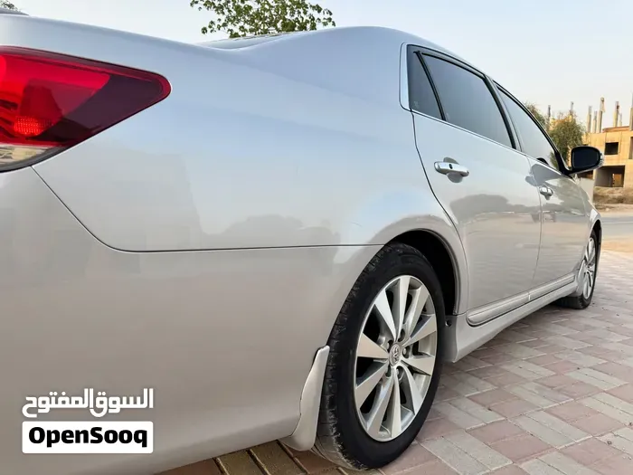 Toyota Avalon 2011 photo 3