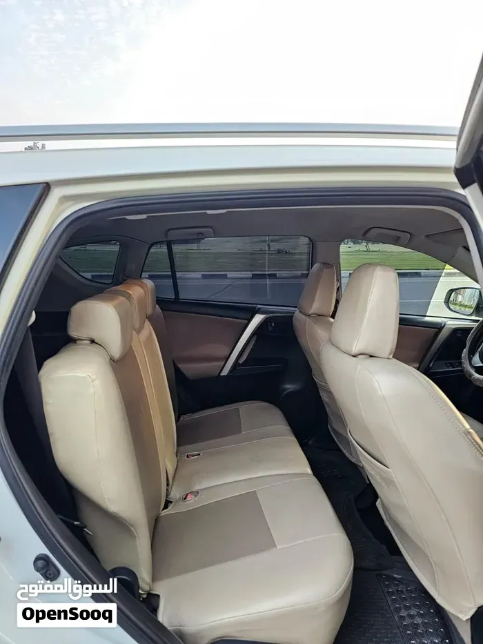 Toyota Rav4 2014 photo 4