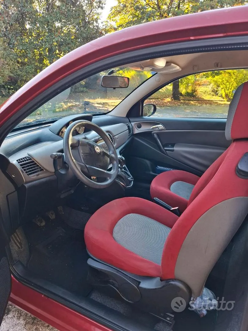 Lancia Ypsilon 2006 photo 4