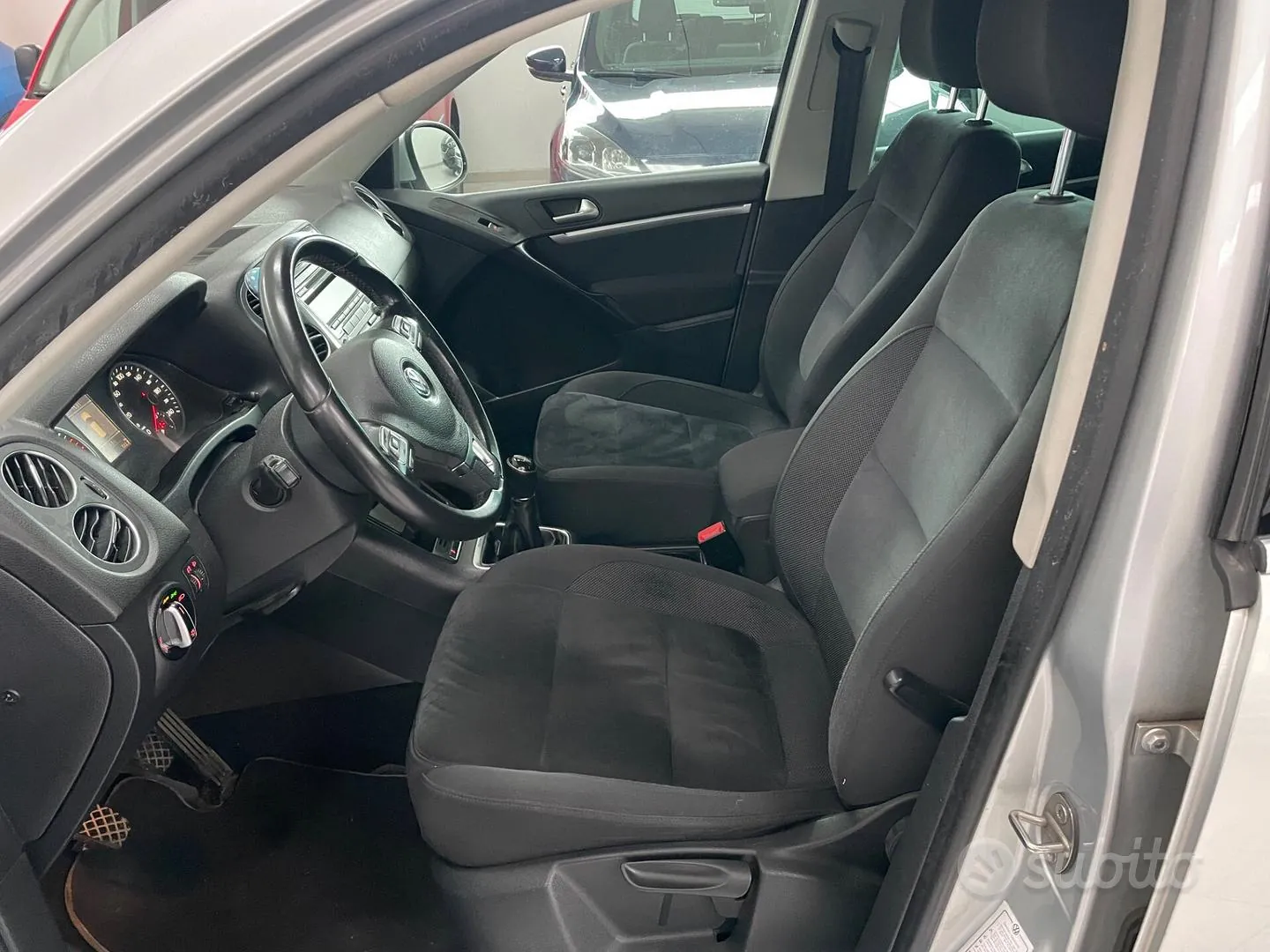 Volkswagen Tiguan 2012 photo 5