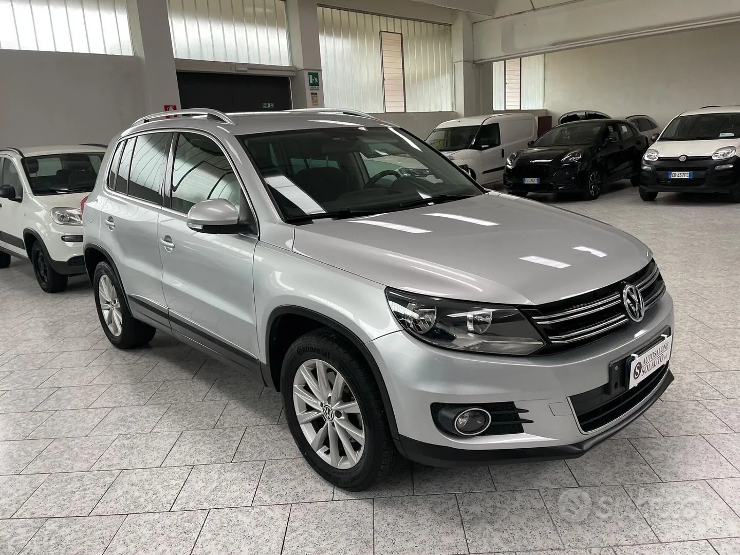 Volkswagen Tiguan 2012 photo 3