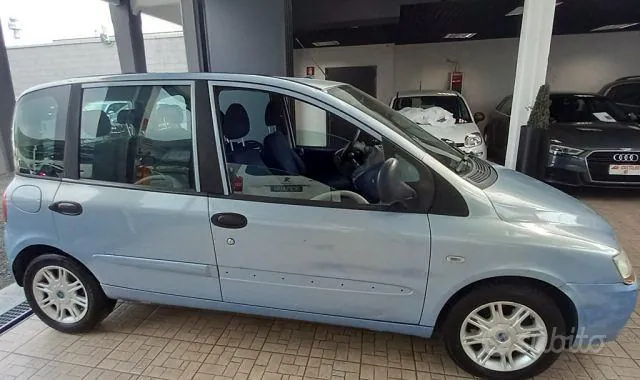 Fiat Multipla 2005 photo 2