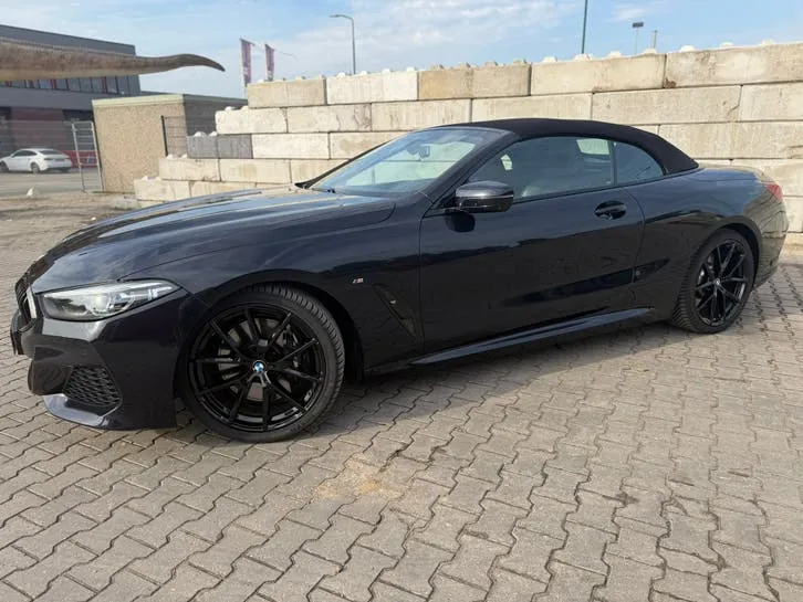 BMW 8-Serie 2021 photo 2