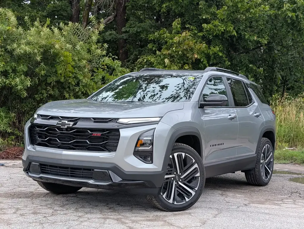 Chevrolet Equinox 2026 photo 2