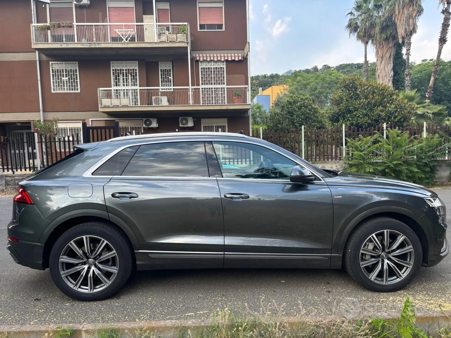 Audi Q8 2019 photo 5