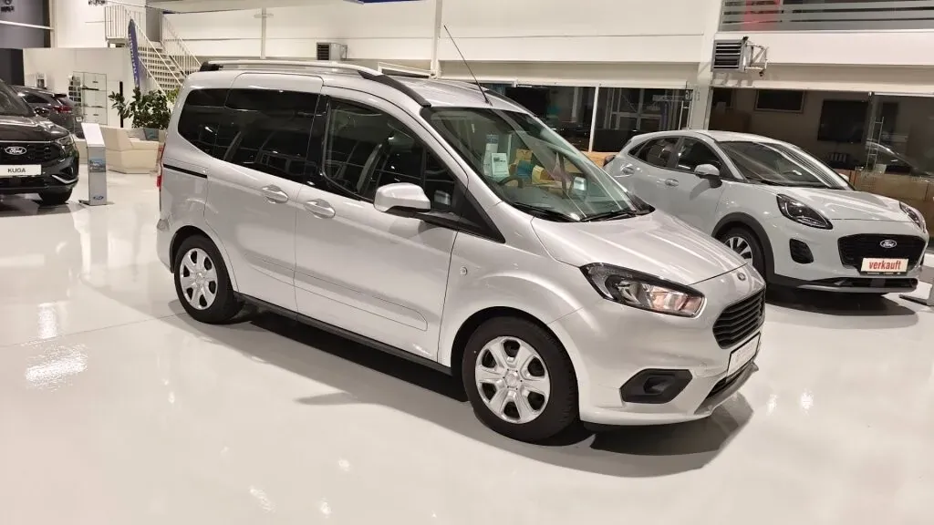 Ford Tourneo Courier 2019 photo 3