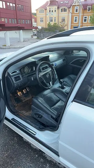 Volvo V70 2016 photo 2