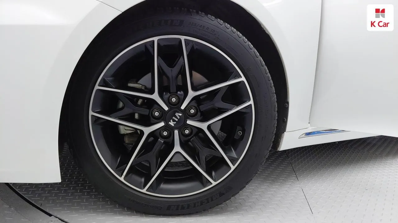 Kia New K5 2Nd Generation 2019 photo 5