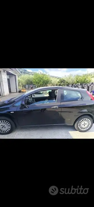 Fiat Grande Punto 2006 photo 3