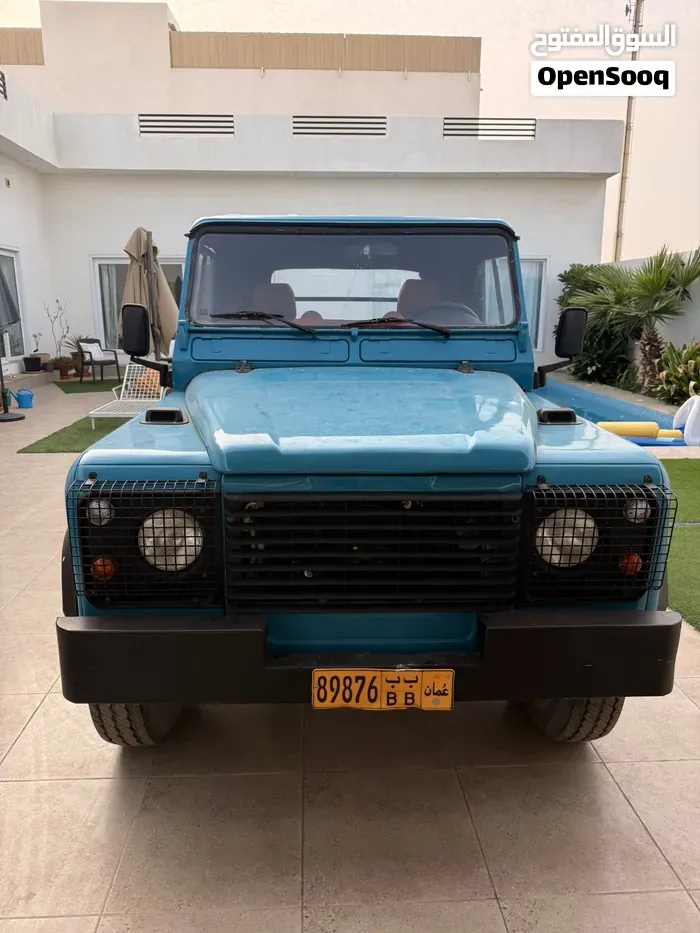 Land Rover Defender 90