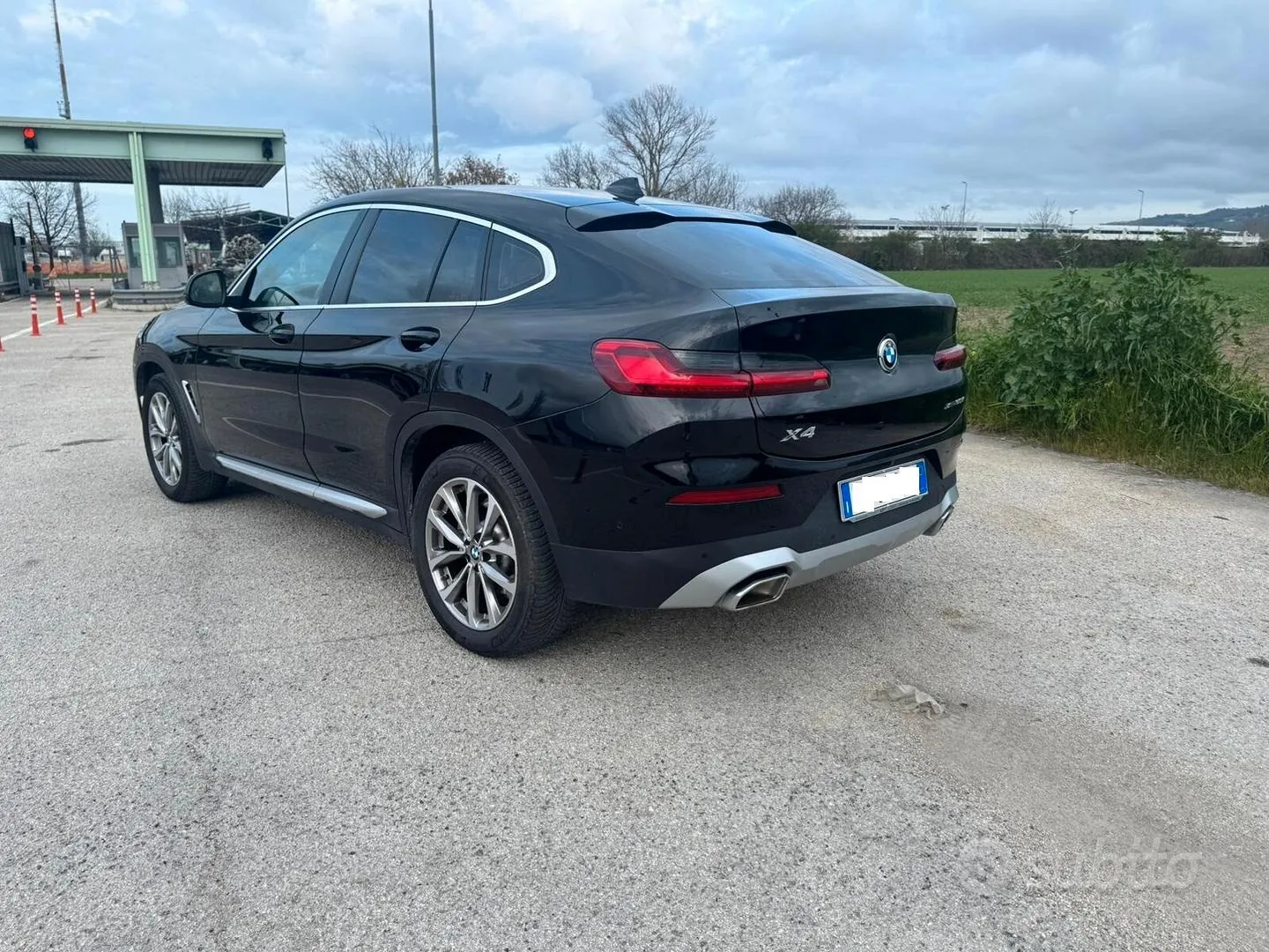 BMW X4 2021 photo 3