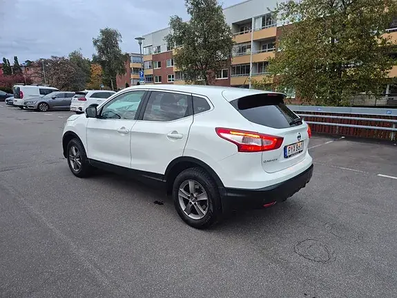 Nissan Qashqai 2016 photo 2