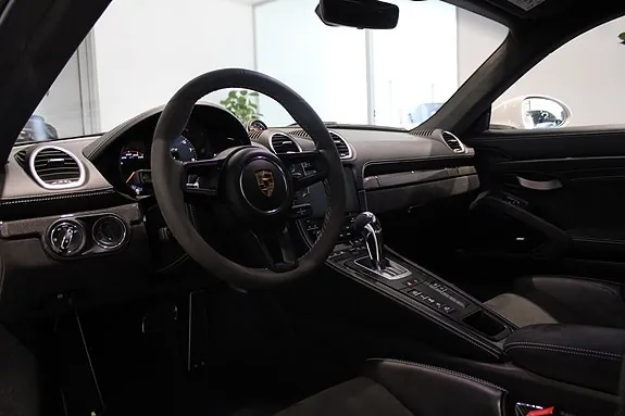 Porsche 718 Cayman Gt4 2022 photo 3