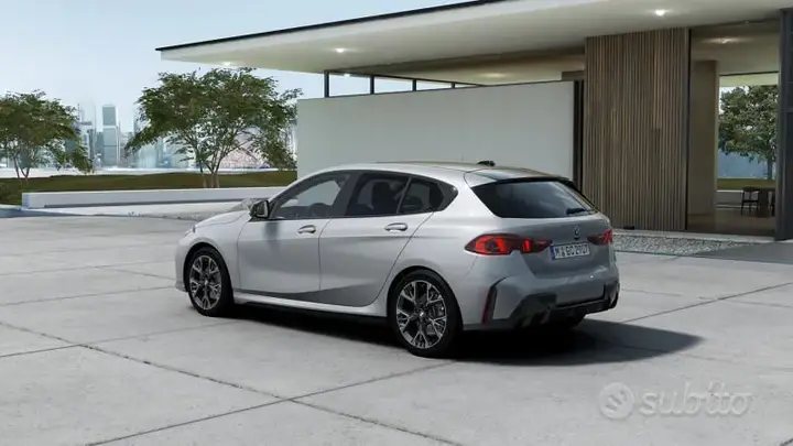 BMW 1 Series 2026 photo 2