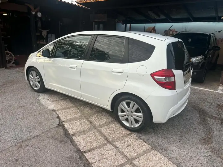 Honda Jazz 2012 photo 4