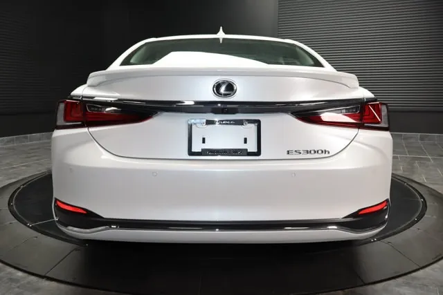 Lexus Es 2025 photo 4