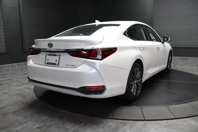 Lexus Es 2025 photo 3