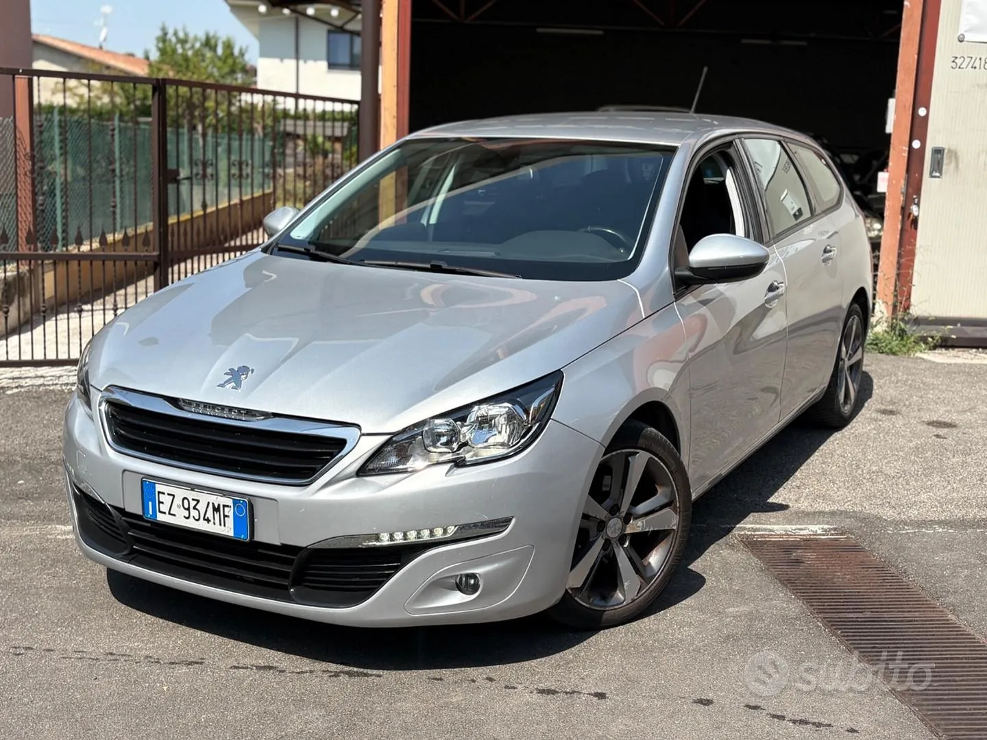 Peugeot 308