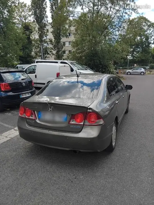 Honda Civic 2008 photo 2