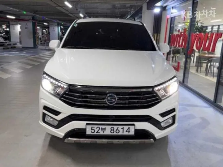KG Mobility Korando Turismo
