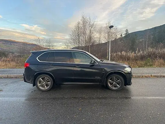 BMW X5 2017 photo 2