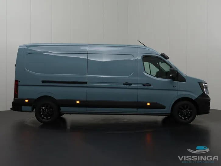 Renault Master 2024 photo 2