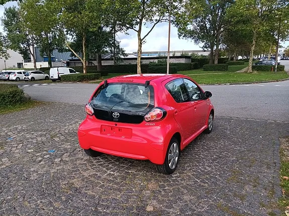 Toyota Aygo 2010 photo 5