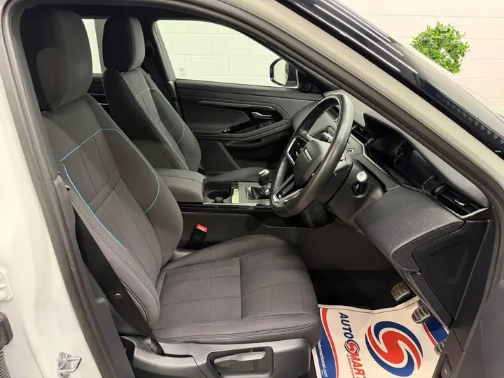Land Rover Range Rover Evoque 2022 photo 3