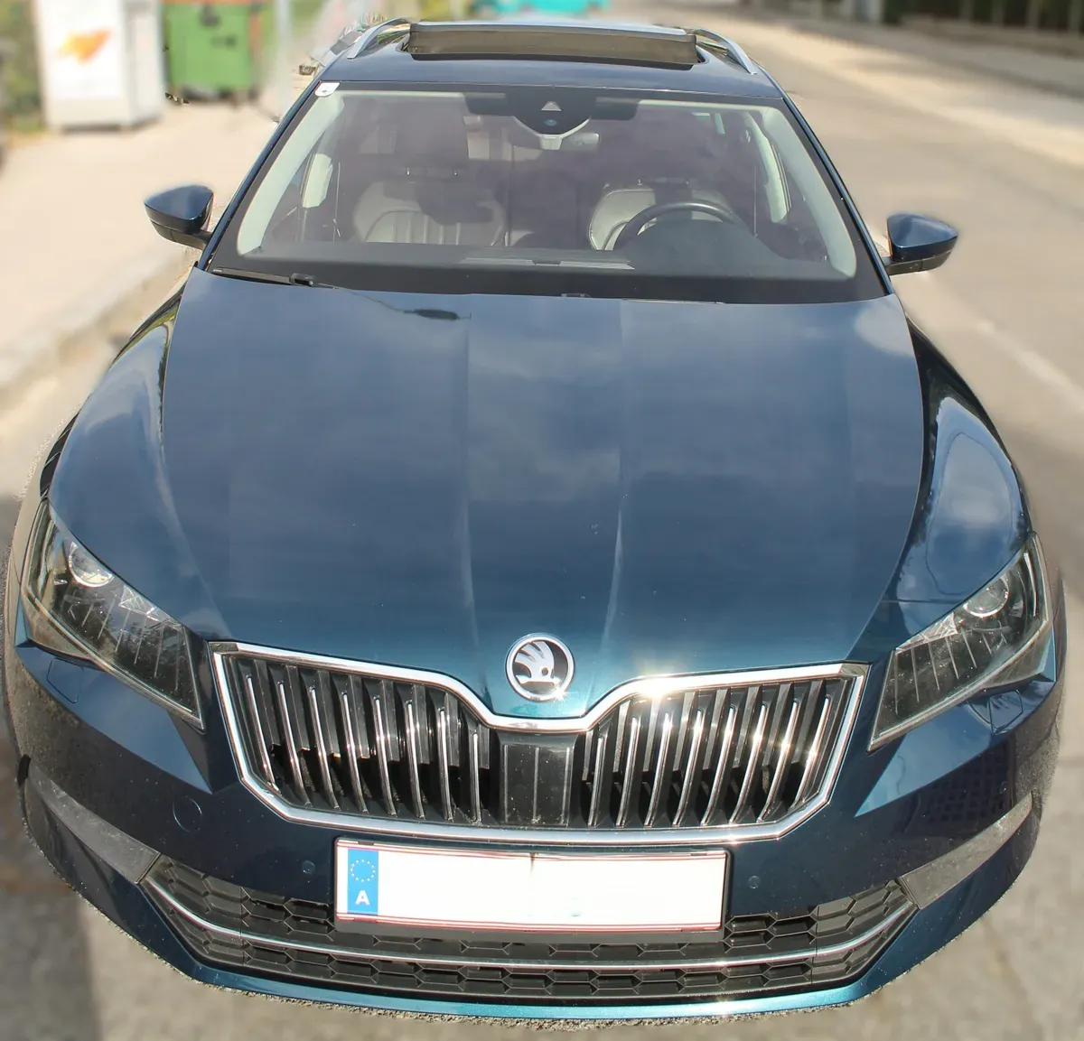Skoda Superb 2018 photo 2