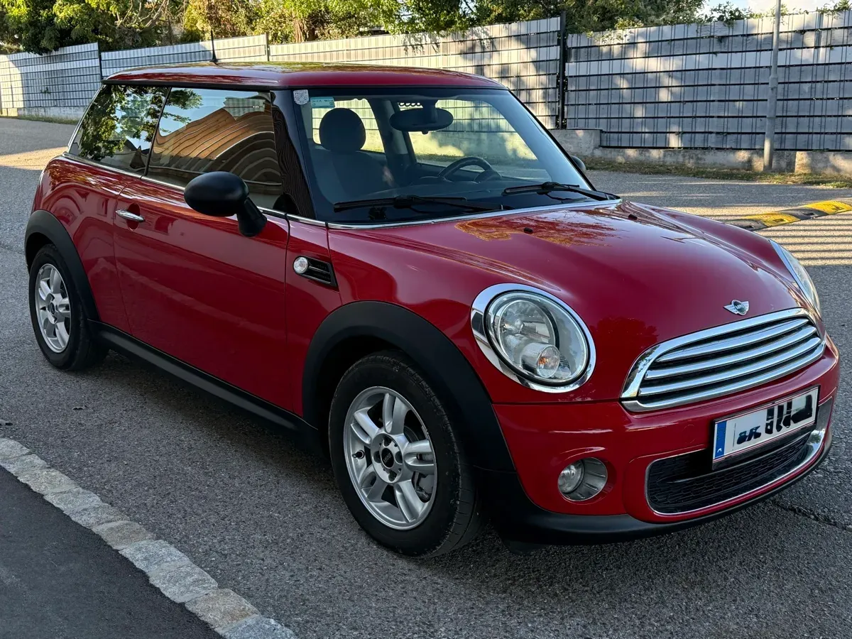 Mini Cooper 2011 photo 3