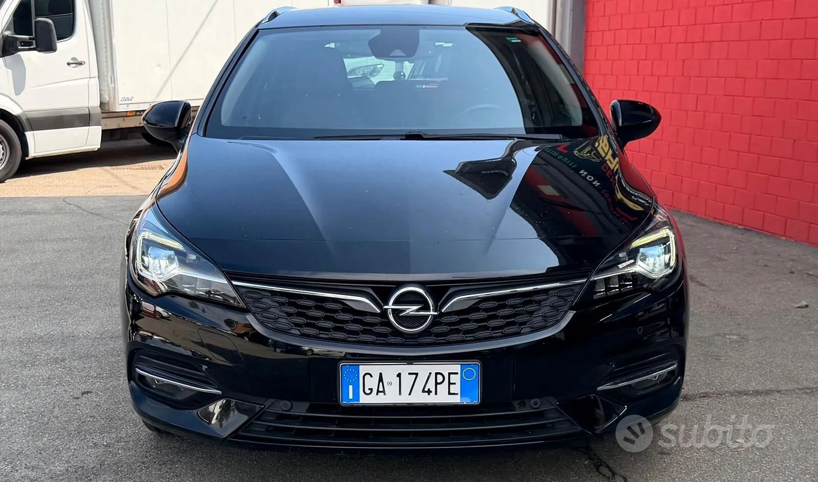 Opel Astra 2020 photo 2