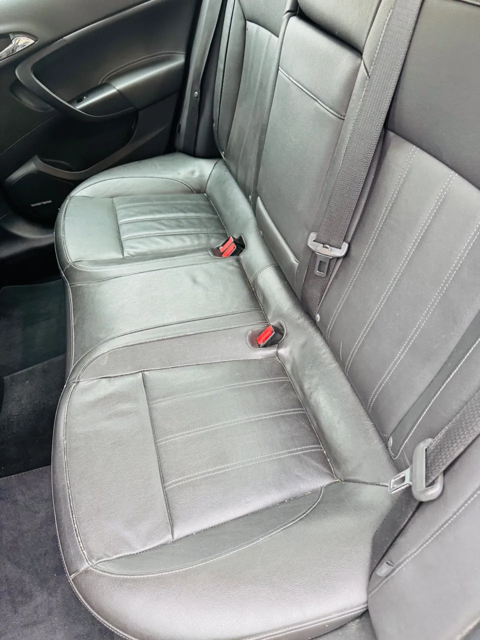 Buick Regal 2011 photo 4