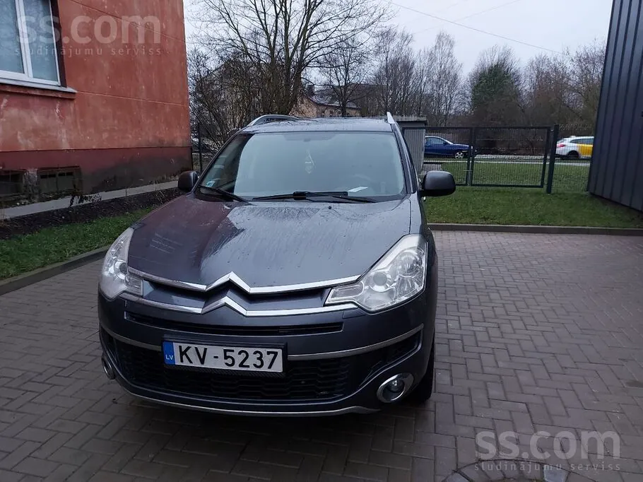Citroen C-Crosser 2008 photo 3