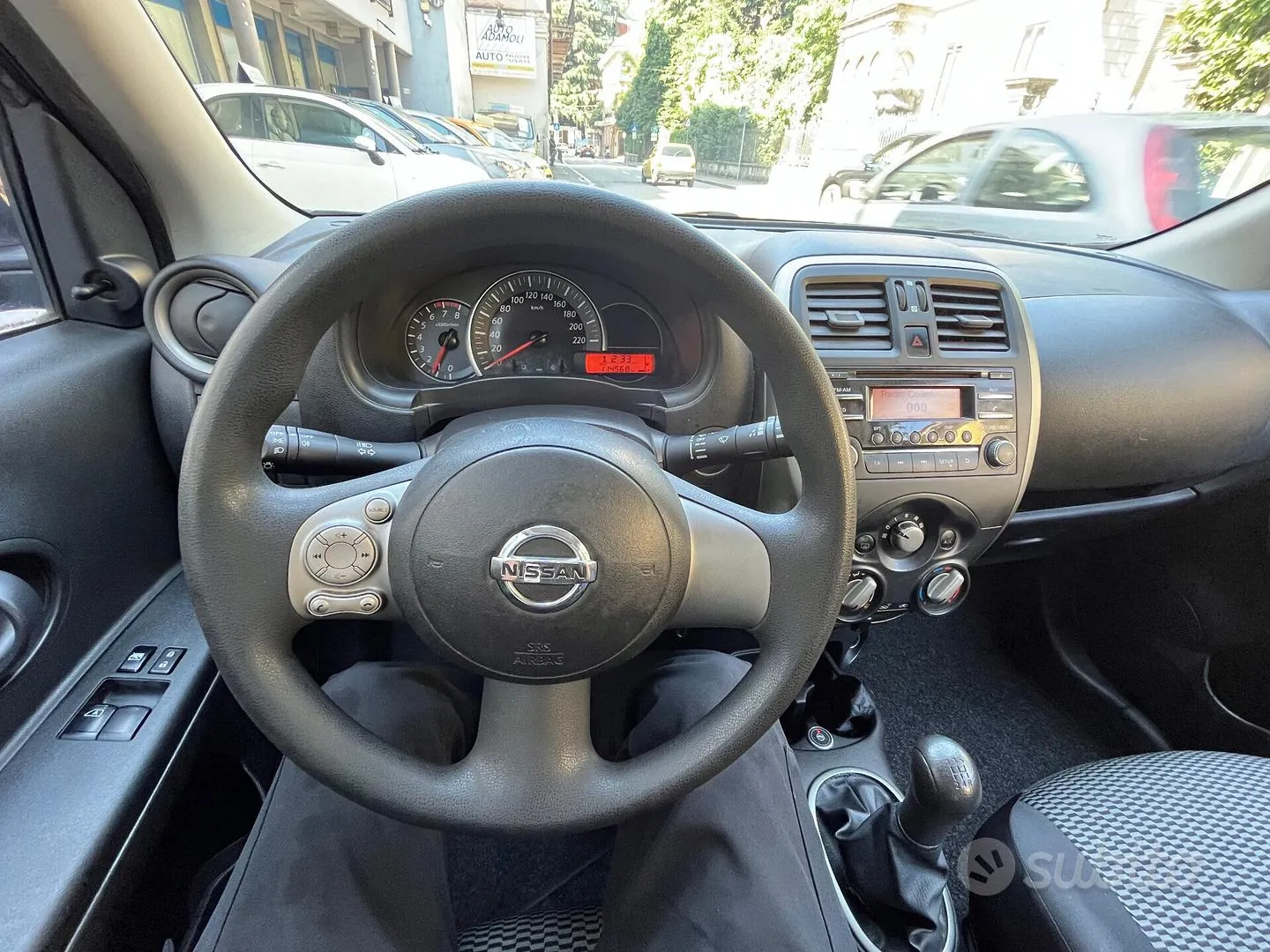 Nissan Micra 2017 photo 5
