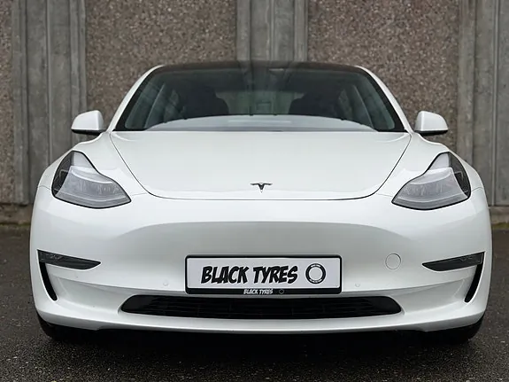 Tesla Model 3 2021 photo 3