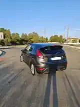 Ford Fiesta 2016 photo 5