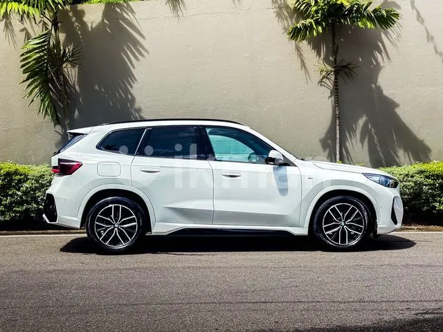 BMW X1 2025 photo 4