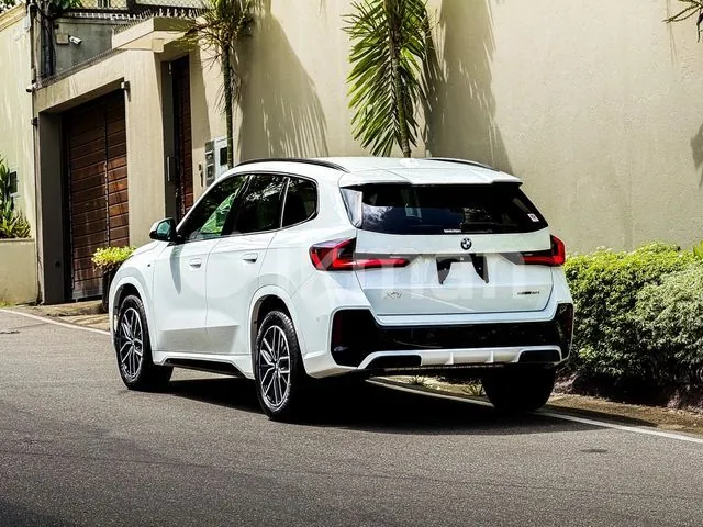 BMW X1 2025 photo 2