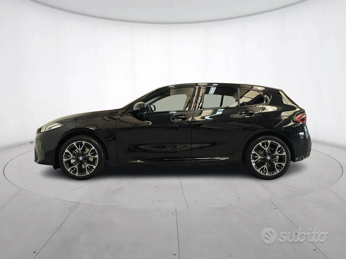 BMW 1 Series 2026 photo 3