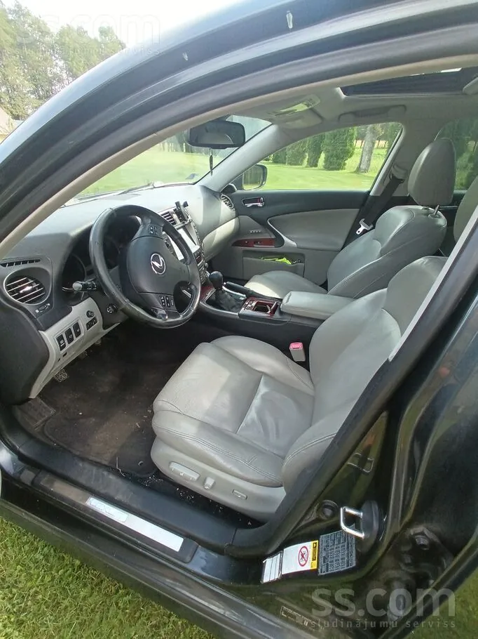Lexus Is 2007 photo 4
